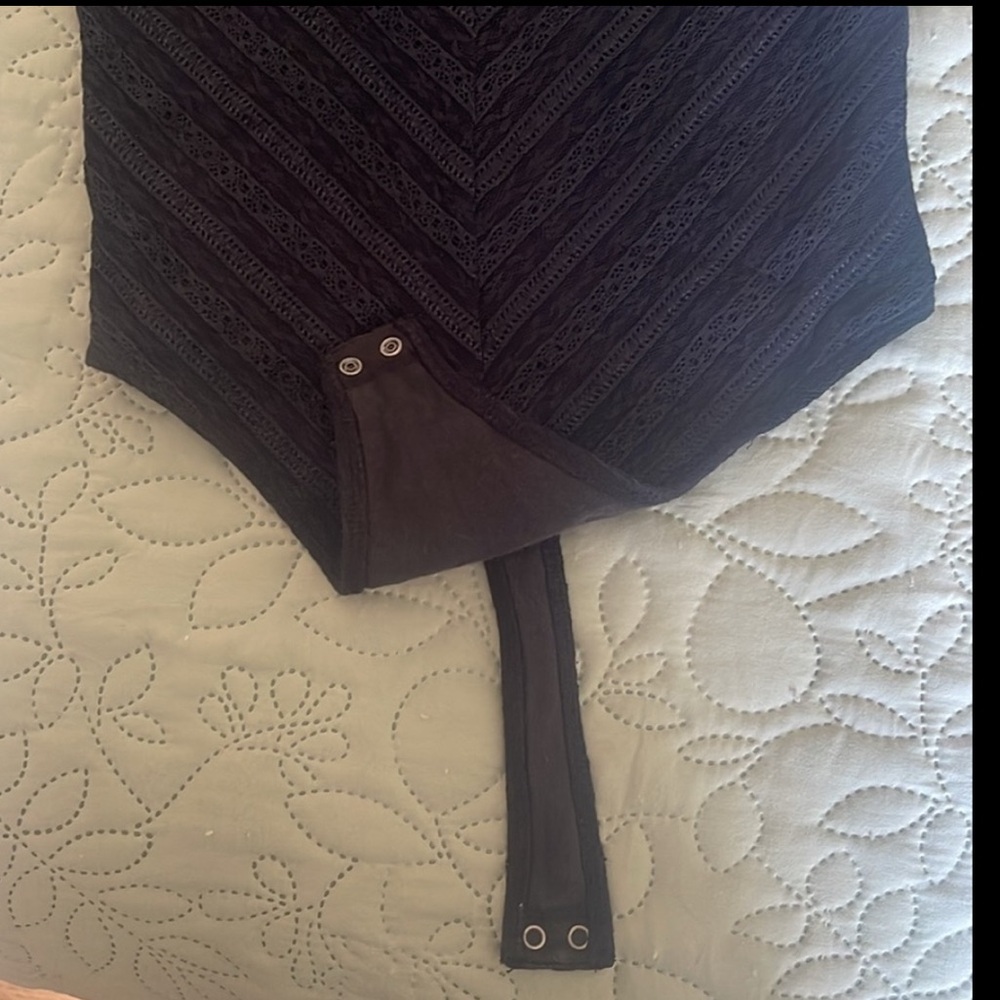 Abercrombie & Fitch Navy Sweetheart Lacy Bodysuit with Sheer Detailing Size XS - Picture 11 of 12